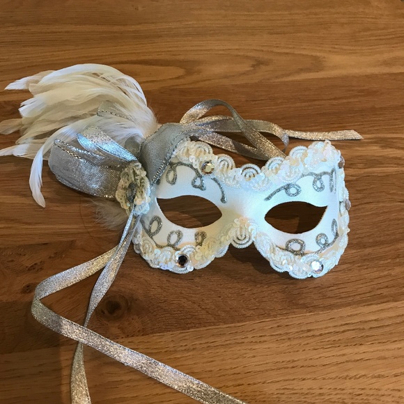 Carnival MASQUERADE Mask 🎭 Halloween Costume - Picture 2 of 9